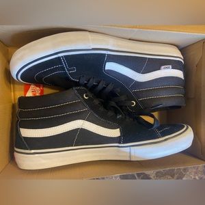 Vans Men's Sk8 Mid Pro Black/White Size 13